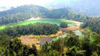Wisata dieng telaga warna