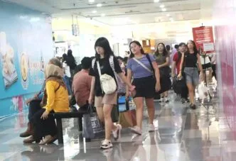 Wisatawan mancanegara padati hotel dan mall di batam