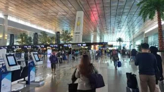 109 Penerbangan Delay Akibat Cuaca Buruk, 31 Diantaranya Dialihkan