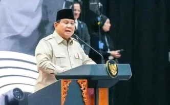 Dalam peresmian Sekolah Rakyat, Presiden Prabowo menargetkan peningkatan jumlah dokter melalui pendidikan kedokteran gratis.