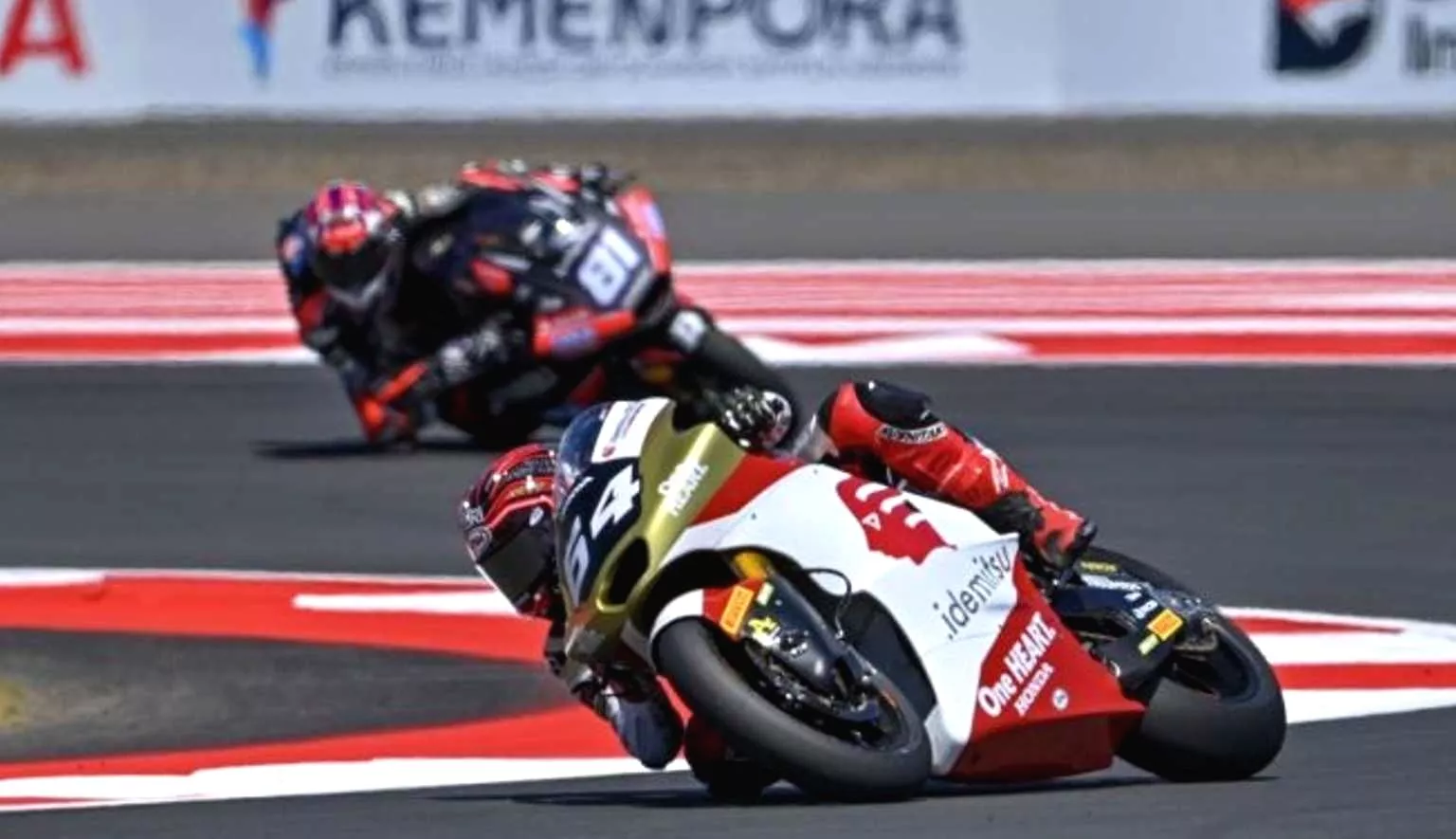 Veda Ega Pratama dapat Dukungan Sponsor Internasional Menjelang Debut Moto3 2026, Jalin Kerja Sama dengan Produsen Helm Arai Debut Moto3 2026, Veda Ega Pratama Umumkan Kerja Sama dengan Arai