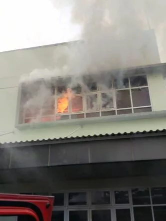 Gudang Farmasi RSUD dr Harjono Ponorogo Terbakar, BPBD Turun Bantu Penanganan