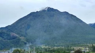 Gunung Burni Telong di Bener Meriah Aceh