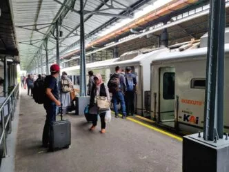 KAI Catat Penjualan Tiket Hampir 4 Juta Selama Libur Nataru, KA Joglosemarkerto Jadi Favorit KA Joglosemarkarto jadi favorit