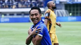Kartu Merah dan Gol Cepat Warnai Kemenangan Persib atas Persija