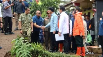 Longsor Bandung Barat, Wapres Gibran dan Kepala BNPB Pastikan Keselamatan Pengungsi