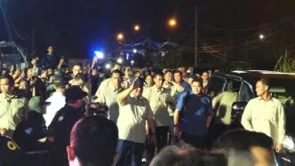 Presiden Prabowo Subianto Bersama Pengungsi di Tapanuli Selatan di malam Pergantian Tahun