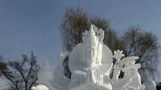 Prestasi Internasional, Himpunan Seniman Pecatu Suguhkan Patung Salju Dewi Dhanwantari di China