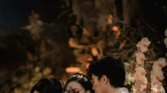 Resmi Bertunangan, El Rumi dan Syifa Hadju Gelar Lamaran Romantis di Jakarta Pusat