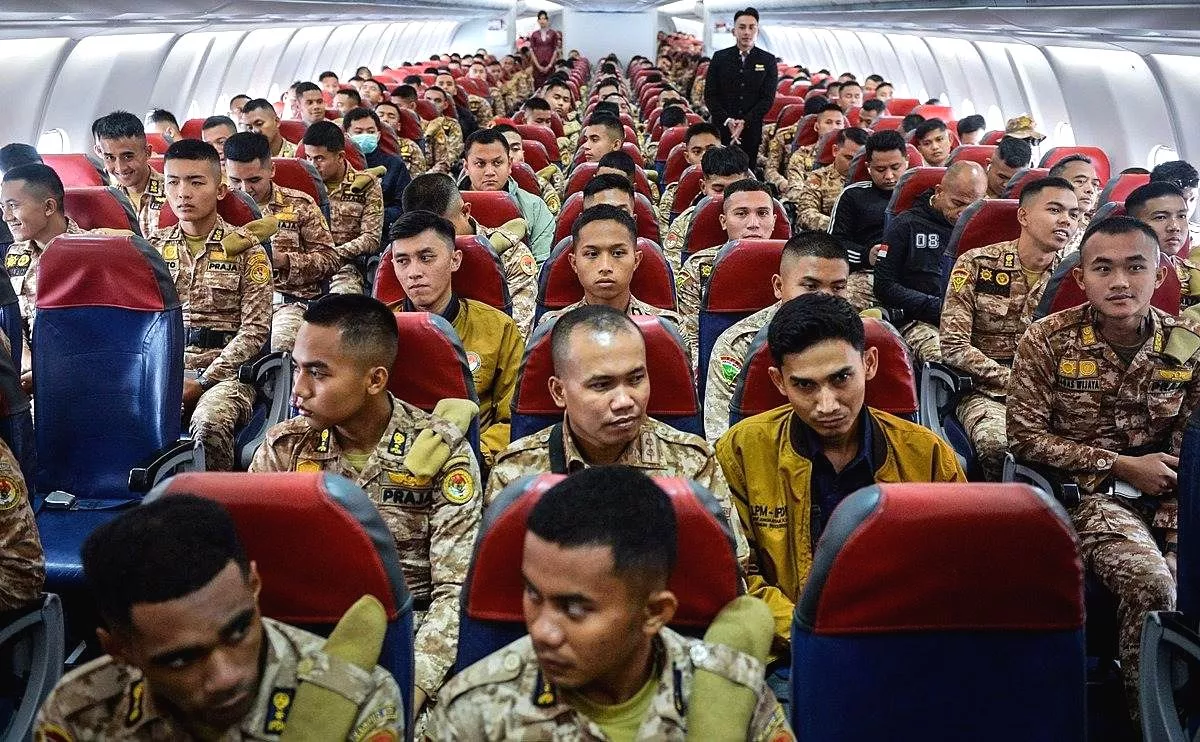 1.138 Praja IPDN Diterjunkan ke Aceh Tamiang, Fokus Bersihkan Kantor Dinas Pascabencana 1.138 praja IPDN dikerahkan Kementerian Dalam Negeri untuk membersihkan kantor pemerintahan terdampak banjir dan longsor di Aceh Tamiang