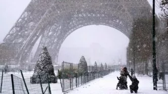 Badai goretti di eiffel prancis