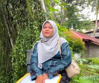 Guru honorer di jambi dipolisikan