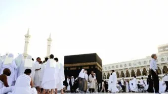 Jamaah haji di kabah