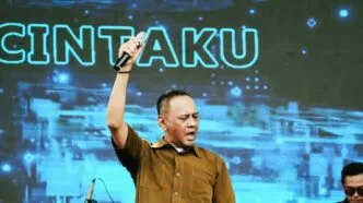 Lucky element meninggal dunia