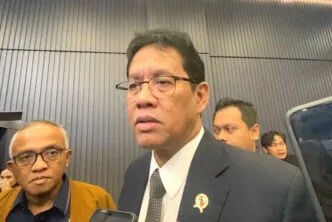 Menkeu purbaya klarifikasi rumor temuan uang jokowi