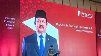 Pernyataan Mengejutkan Menteri Rachmat Pambudy: Makan Bergizi Gratis Lebih Mendesak daripada Lapangan Kerja Pernyataan menteri ppn tentang mbg