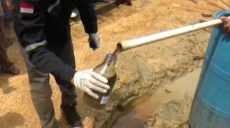 Sumur bor warga mengandung kandungan minyak di madura