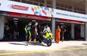 Valentino rossi mengaspal di mandalika
