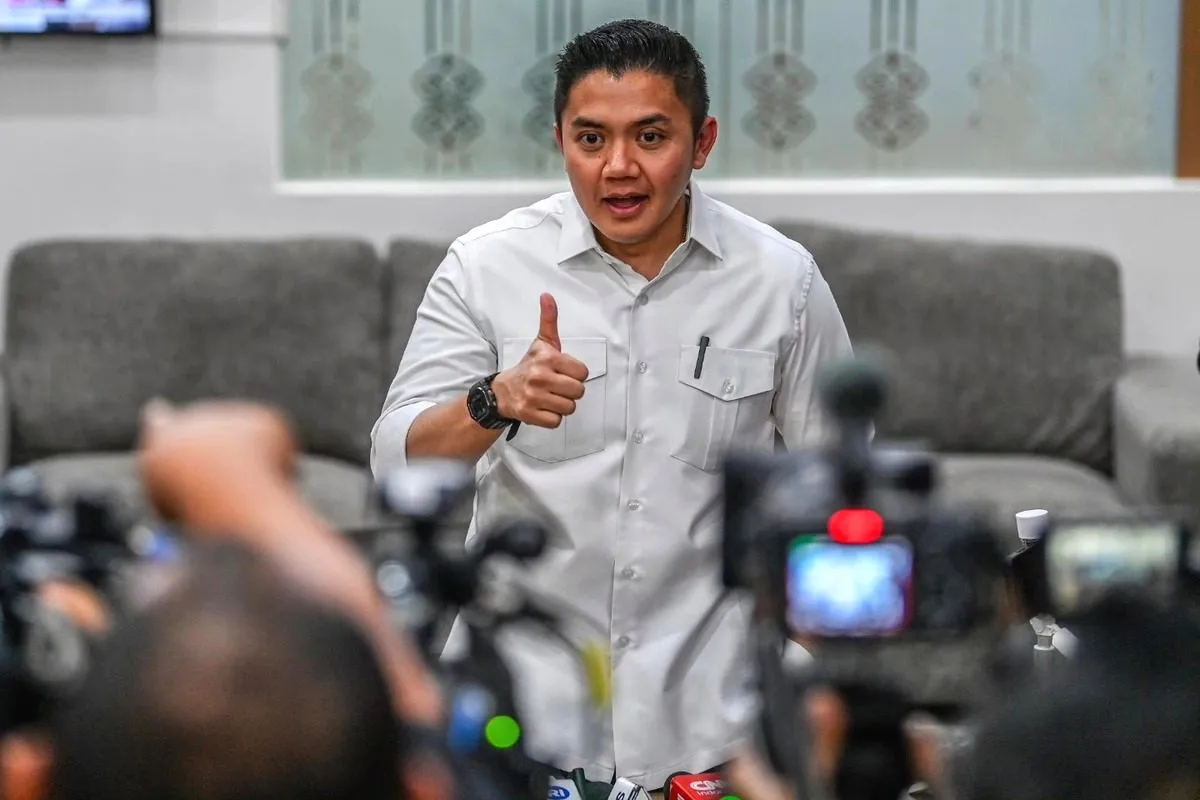 Seskab Teddy: Anggaran MBG di APBN 2026 Sudah Disetujui DPR, Ketua Banggar dari PDIP APBN 2026 Disorot, Teddy Pastikan MBG Tak Kurangi Mandatory Spending Pendidikan 20 Persen