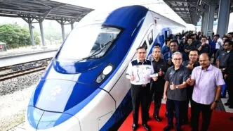 Kereta Cepat Malaysia–Singapura Segera Beroperasi, Kapasitas 10.000 Penumpang per Jam.