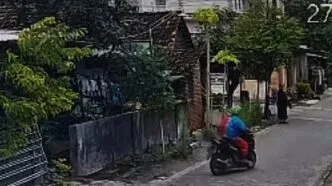Motor Raib Saat Rumah Lengang, Dua Badut Beraksi di Babat Lamongan