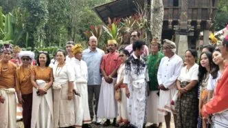 Pandji Pragiwaksono Jalani Peradilan Adat Toraja atas Materi Komedi yang Picu Polemik