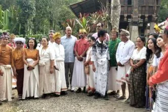 Pandji Pragiwaksono Jalani Peradilan Adat Toraja atas Materi Komedi yang Picu Polemik