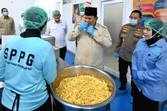 Hina MBG? Prabowo Minta Semua Bukti Dikumpulkan dan Direkam Digital Prabowo Minta Semua Video Hinaan MBG Dikumpulkan, Ingin Tinjau Setiap Malam