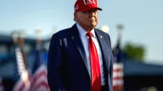 Trump Janji Hancurkan Rudal dan Industri Militer Iran dalam Operasi Besar