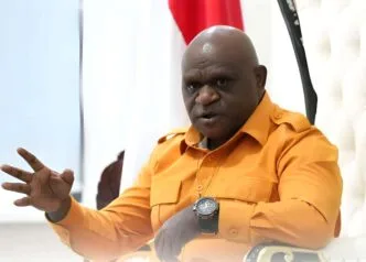 Viral di Media Sosial, Natalius Pigai Ungkap Pengalaman HAM Sejak Kecil