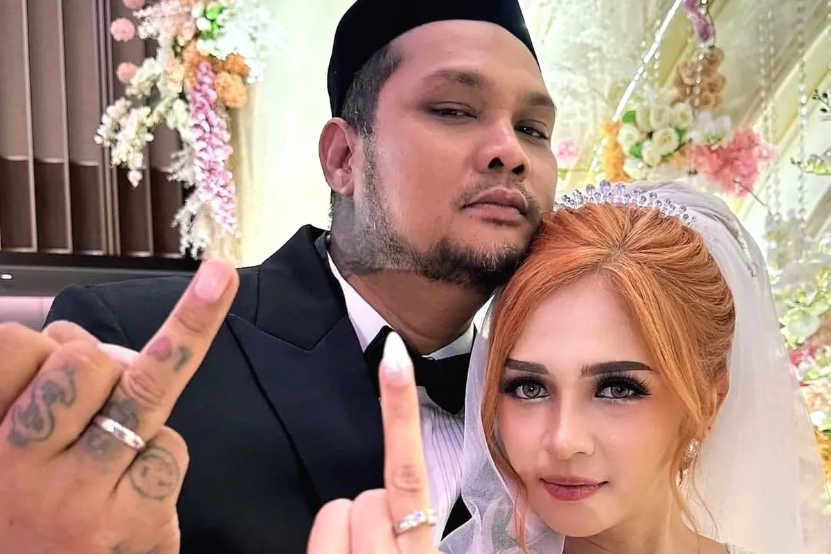 Virgoun Resmi Menikah dengan Lindi Fitriyana, Pernikahan Digelar di Gading Serpong Virgoun Resmi Menikah dengan Lindi Fitriyana