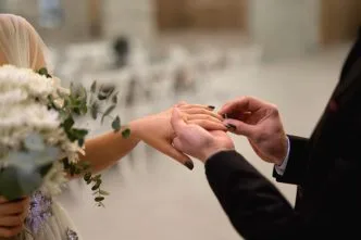 Mahkamah Konstitusi Menolak Gugatan Terkait Larangan Menikah Beda Agama, Begini Alasannya! Gugatan nikah beda agama ditolak MK