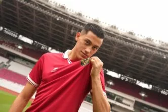 Jay idzes kapten timnas indonesia