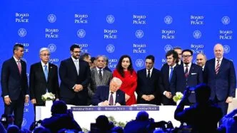 Malaysia tolak board of peace trump