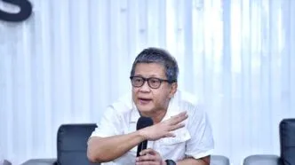 Rocky gerung kritisi perjanjian dagang