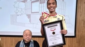 Satpam viral bergelar S2 pecahkan rekor MURI