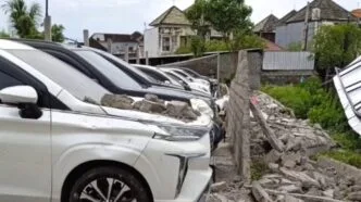 Uting Beliung dan Hujan Deras Hantam Jalan Gunung Payung Denpasar, Nihil Korban Jiwa