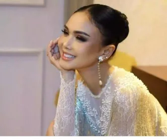 Yuni shara laporkan 17 akun sosmed