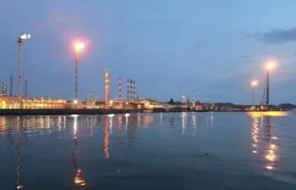 Dampak Operasi Tempur AS di Iran, Pasar Waspadai Lonjakan Harga Minyak