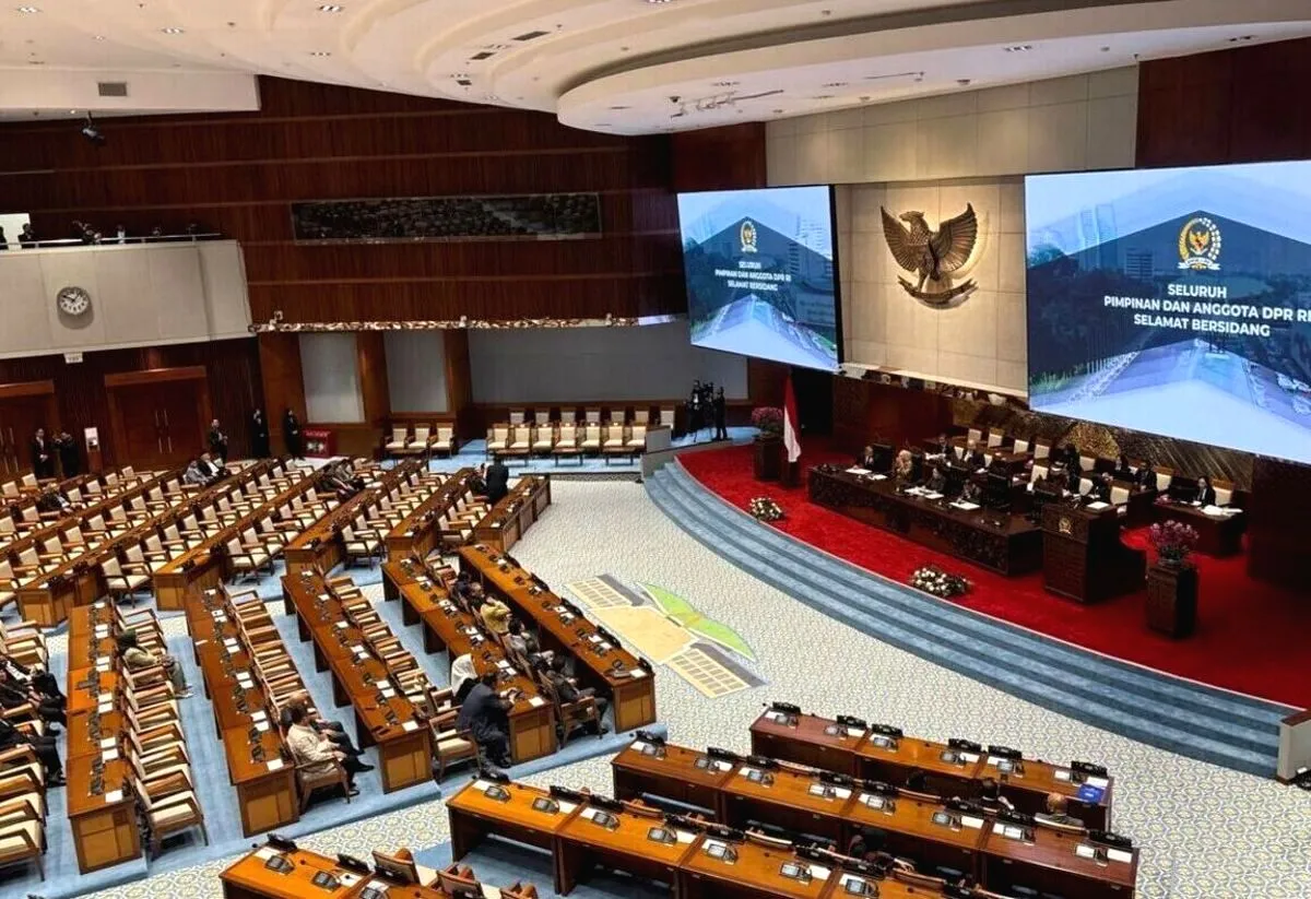 MK Putuskan UU Pensiun DPR Bermasalah, Pemerintah-DPR Wajib Buat Aturan Baru MK Minta Pemerintah dan DPR Susun UU Baru soal Pensiun Anggota DPR