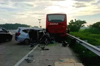 Mudik Berujung Duka, Satu Keluarga Tewas di Tol Pemalang Batang Km