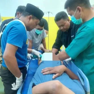 Niat Perkasa Berujung Petaka, Pria di Ponorogo Terjebak Cincin Titanium