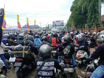 Arus Pemudik Meningkat, Antrean Motor di Pelabuhan Gilimanuk Mengular Pelabuhan Gilimanuk Padat Merayap, Antrean Roda Dua Pemudik Mengular Panjang