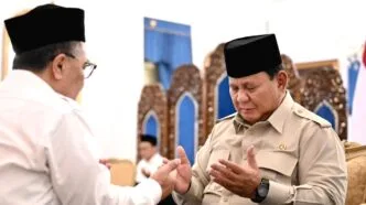 Prabowo: Rakyat Indonesia Harus Siap Hadapi Kesulitan Akibat Perang di Timur Tengah Perang Timur Tengah Memanas, Prabowo Subianto Minta Rakyat Indonesia Bersiap Hadapi Dampaknya