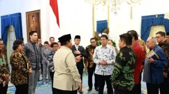 Gaya Kepemimpinan Disorot, Prabowo Minta Maaf karena Terlalu Mengontrol Menteri Prabowo Akui Terlalu Micromanage, Minta Maaf ke Para Menteri