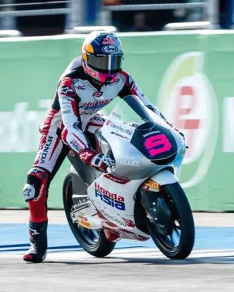 Tampil Kencang di Brasil, Veda Ega Pratama Amankan Start Baris Depan Moto3