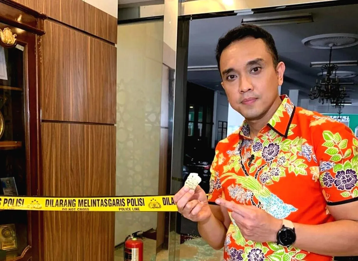 Aiman Witjaksono Dipanggil Polisi Terkait Kasus Ijazah Jokowi Terseret Kasus Ijazah Jokowi, Aiman Witjaksono Minta Jadwal Ulang Pemeriksaan
