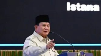 Prabowo Ultimatum Pejabat dan Aparat: Bersihkan Diri atau Siap Disingkirkan Ultimatum Prabowo untuk Menteri dan Aparat, Penegakan Hukum Disorot