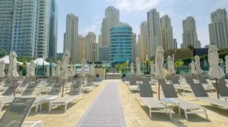 Dubai sepi ditinggal ekspatriat dan turis