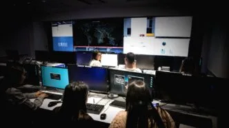 Ilustrasi cyber attack hapus 200000 devices